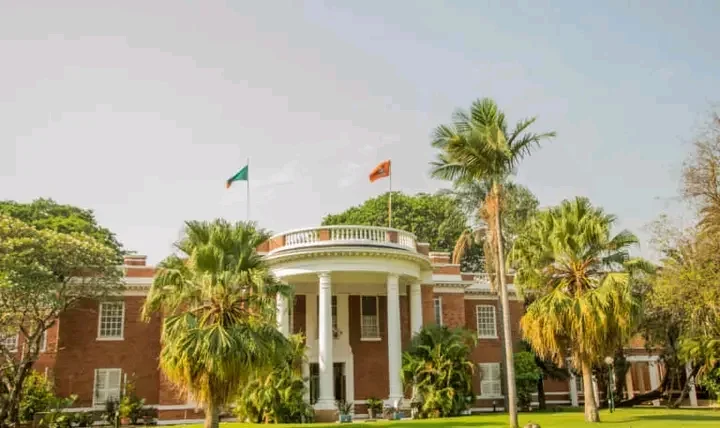 State House Responds to Opposition Letter Left at Gate