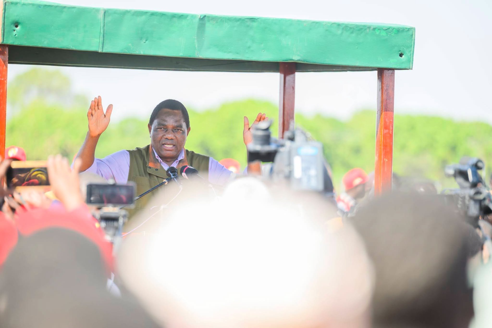 President Hichilema Comes to the Aid of Mongu Traders After Fire