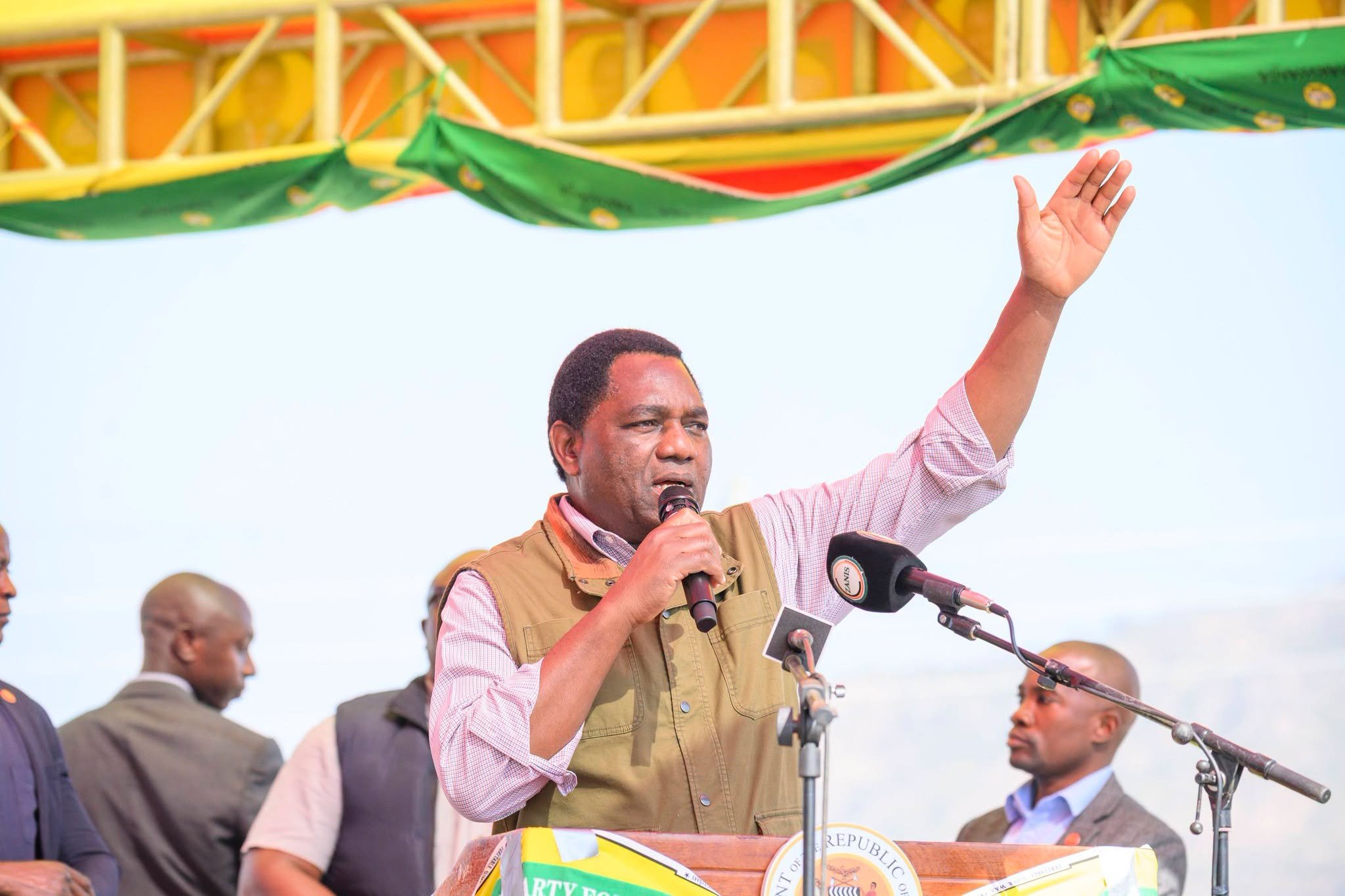 HH Unveils Major Development Plans in Southern Province