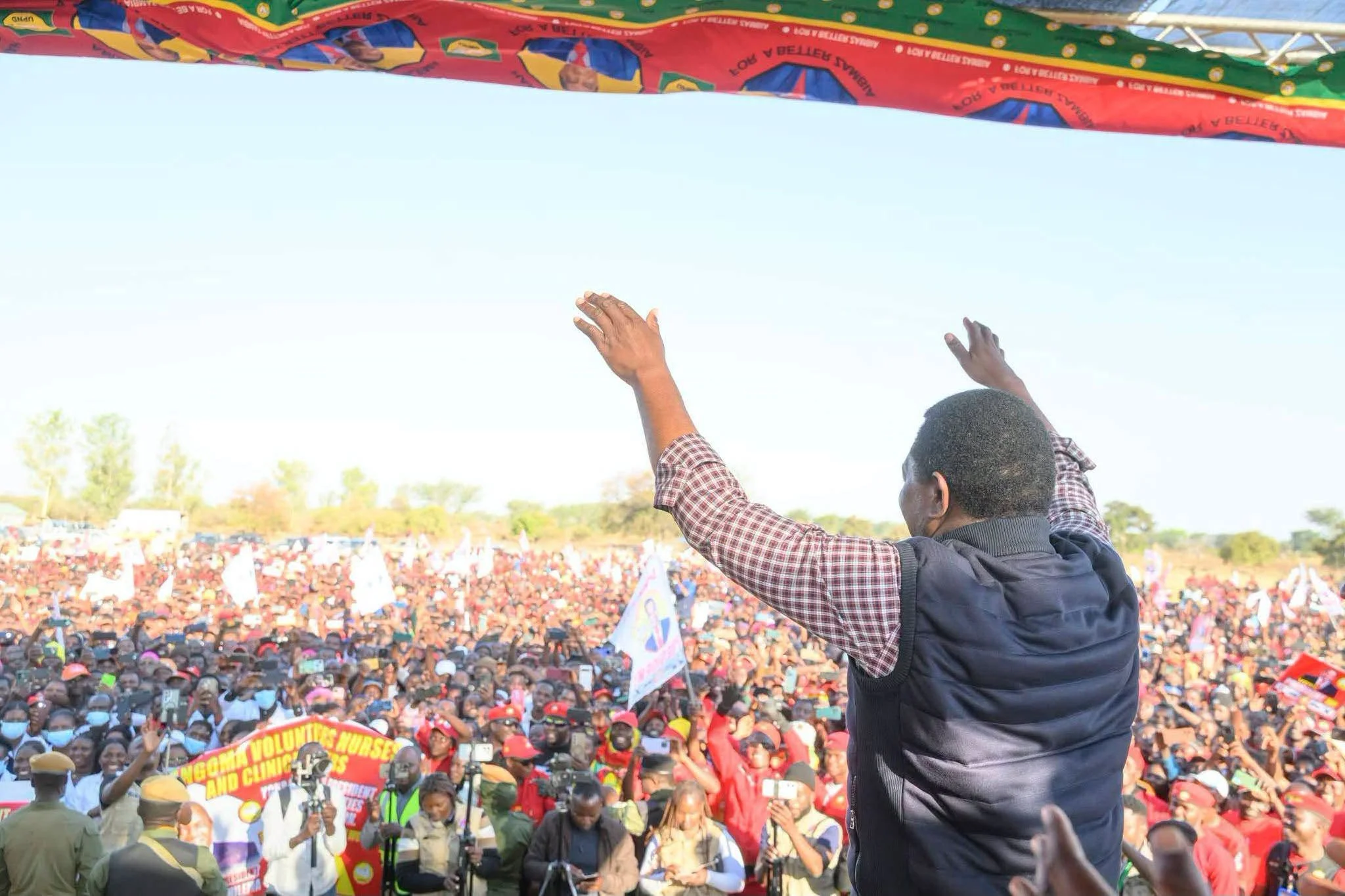 HH Pledges More Roads, Jobs and Mining Reforms in Central Province