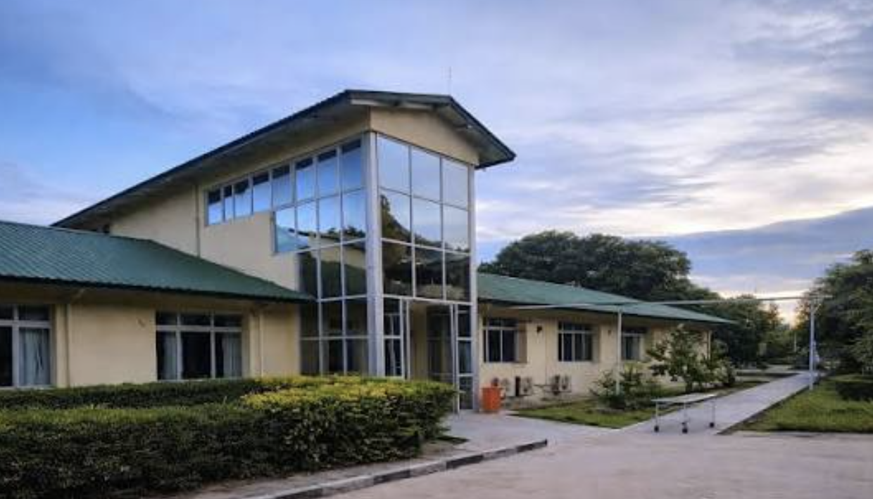 Lewanika Children's Ward Receives K23,000 Oxygen Machine