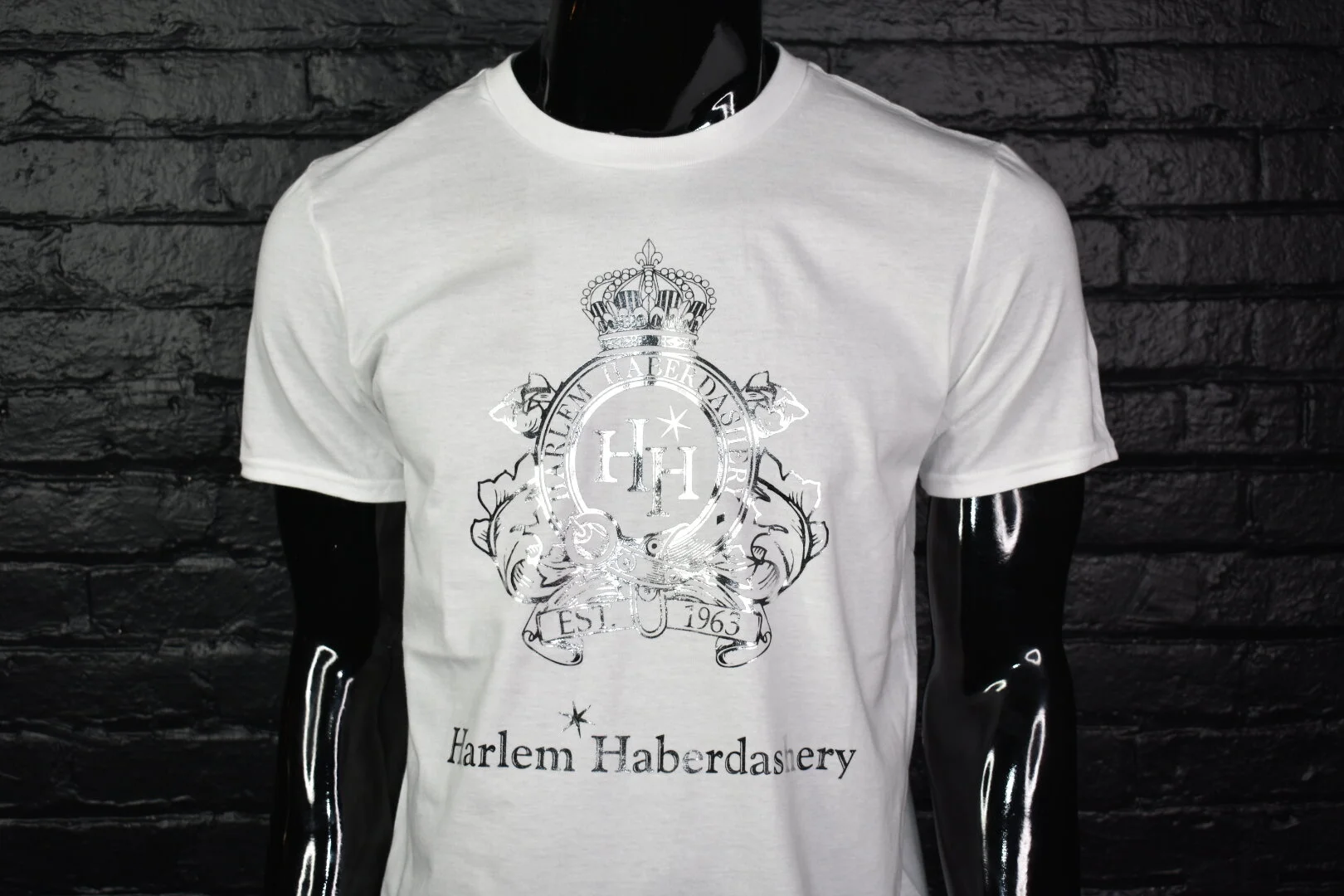 HH  Foil Crest Logo Poly Tee  - White With Silver Foil