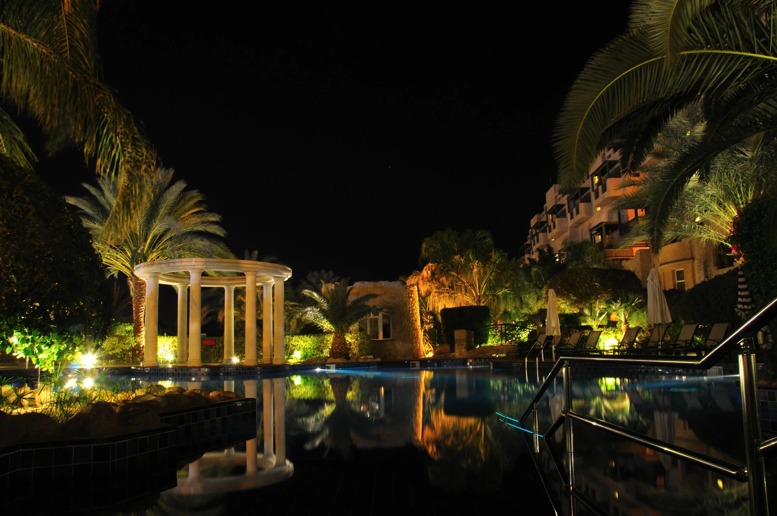 Landscape Lighting.jpg