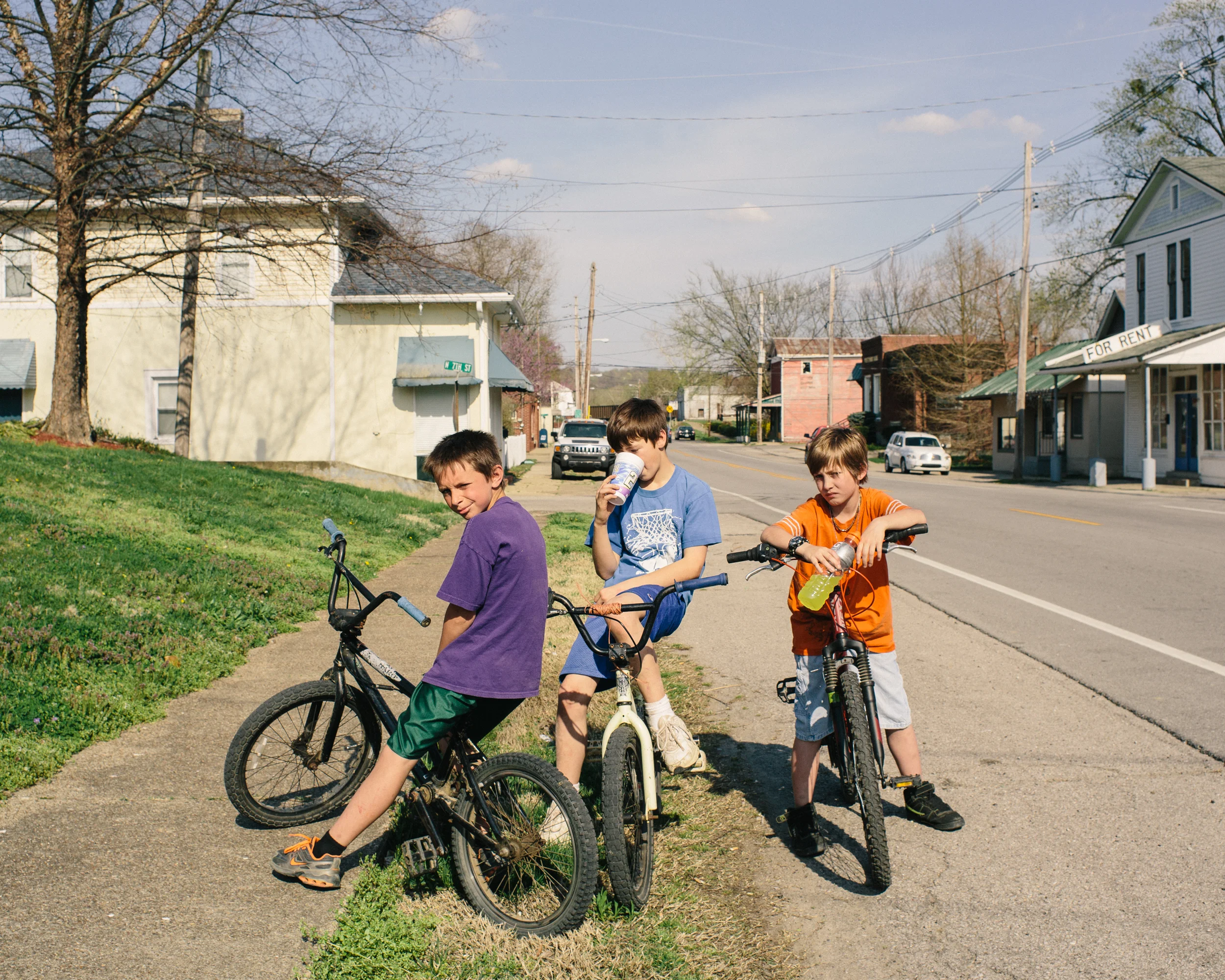 Andrea_Pugiotto_Photographer-Kentucky Neighborhood