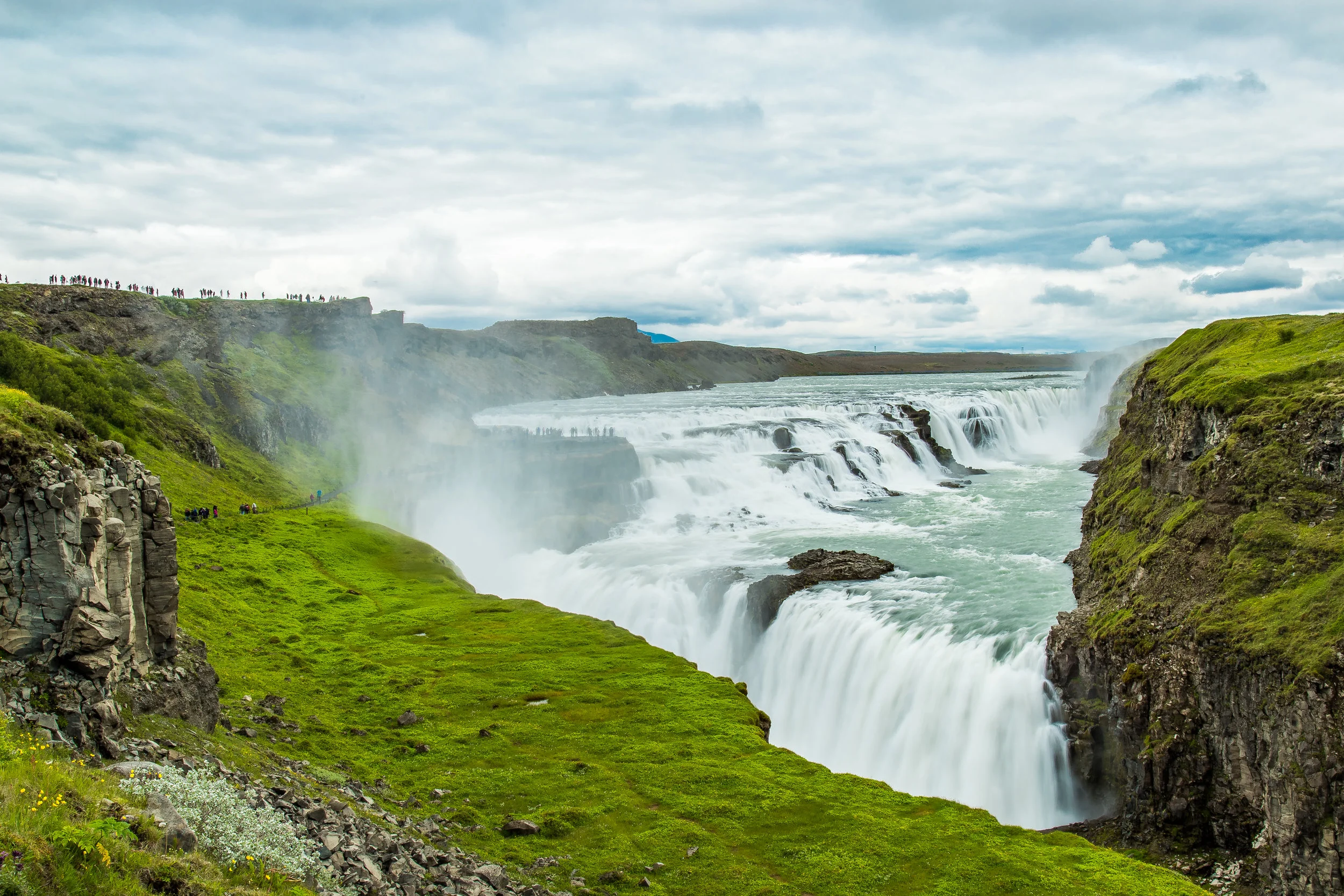 iceland waterfall 1.jpg