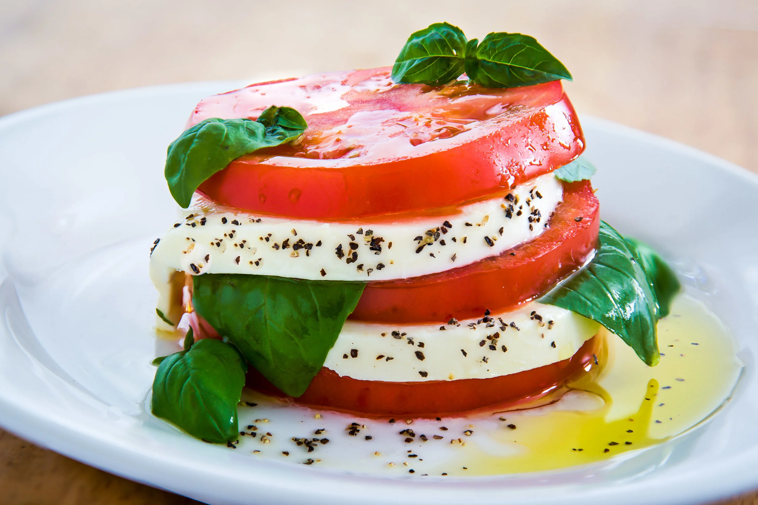 food tomato & mozz.jpg