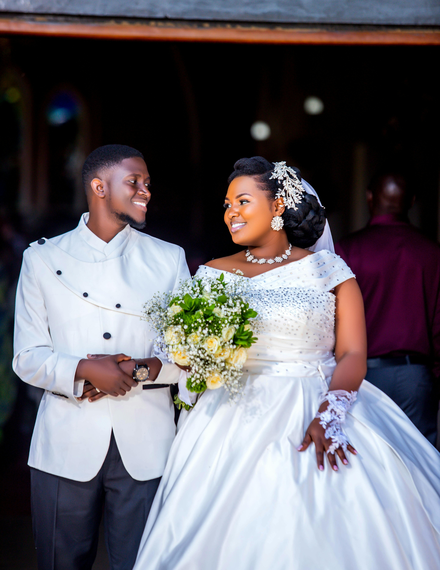 Weddings floral arrangement 4