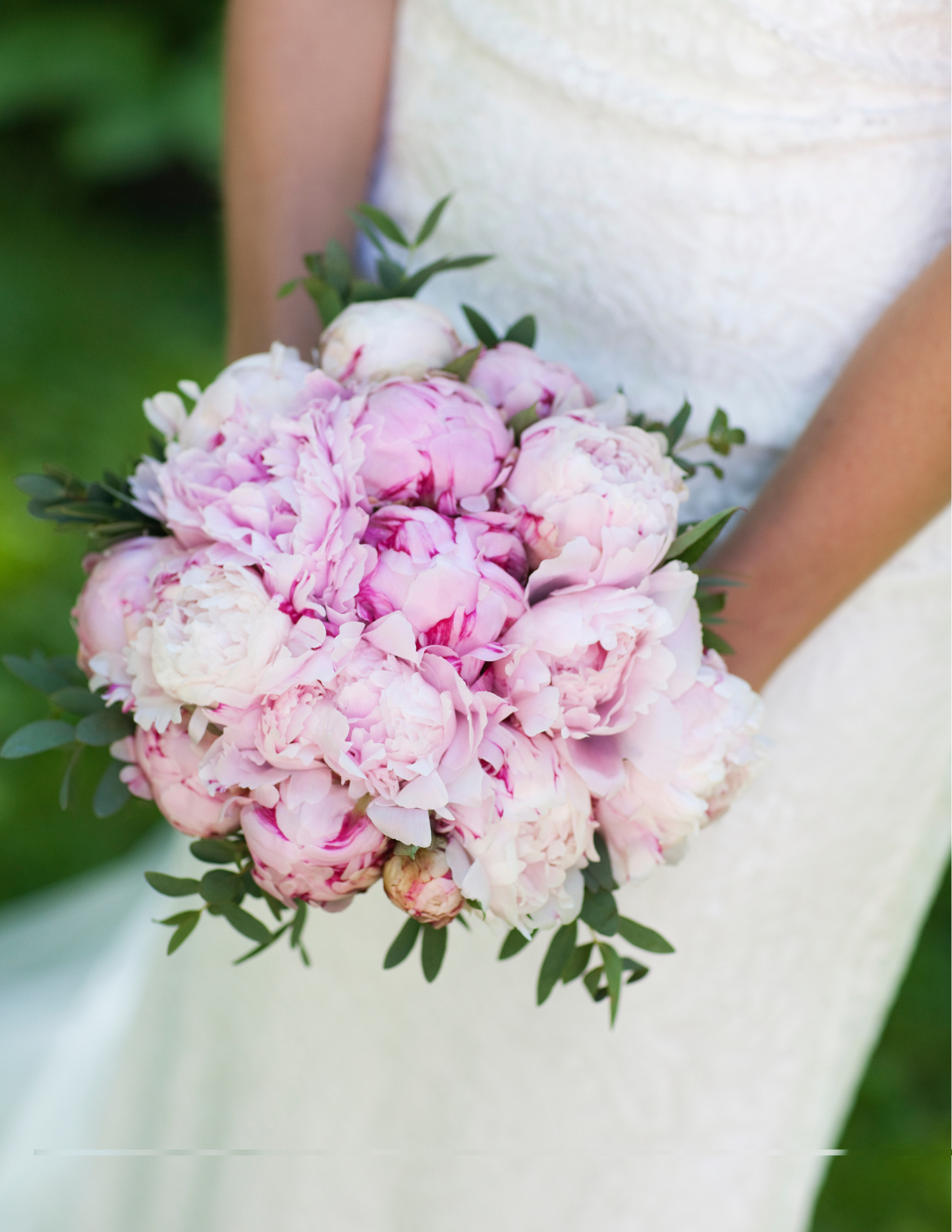 Weddings floral arrangement 1