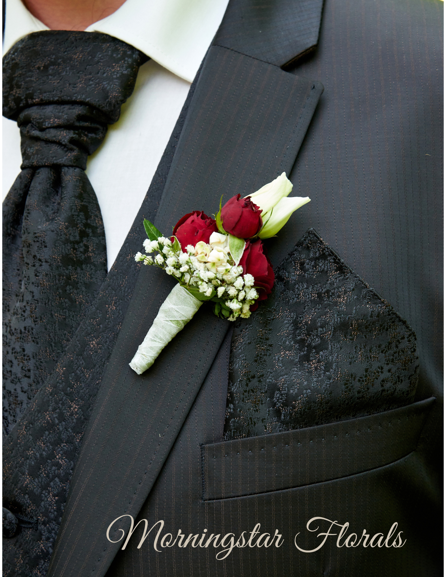 Weddings floral arrangement 2