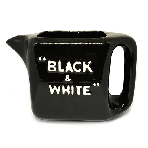 Vintage_BlackandWhiteflask.jpg