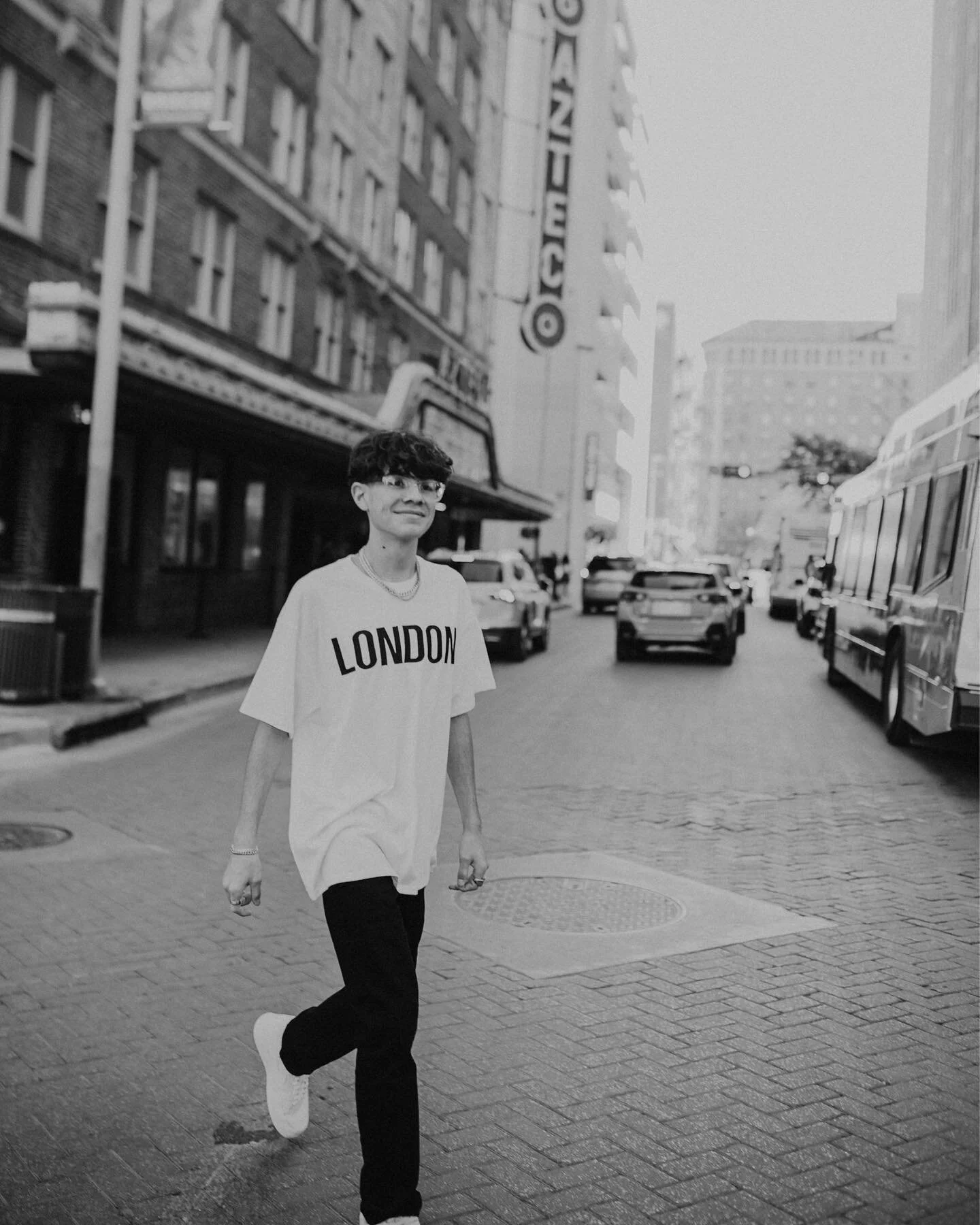 COUNTDOWN TILL SUMMER IS ON 🤘🏼SHOUT OUT TO ALL THE &lsquo;23 SENIORS!! 🎓