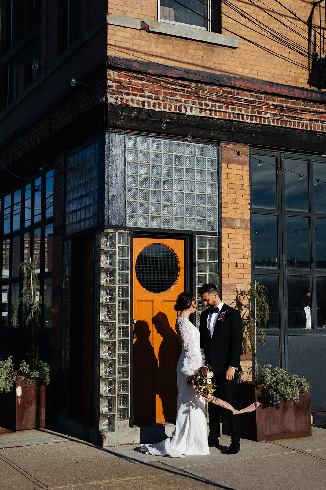  Seattle Wedding Photography by Sarah Kusz Studio | PNW + International Wedding Photographer 