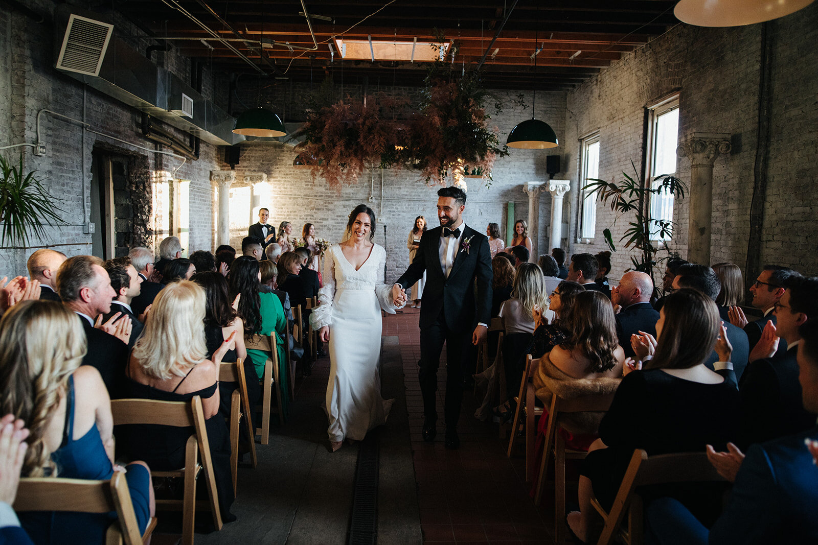  Seattle Wedding Photography by Sarah Kusz Studio | PNW + International Wedding Photographer 