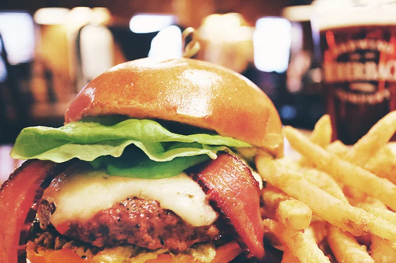 rohrbachs-brewpub-food-drink-burgers-beer.jpg
