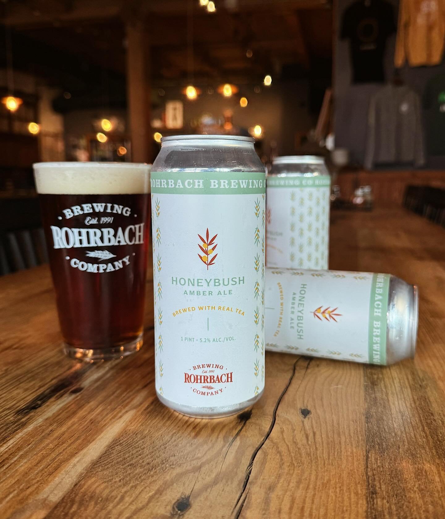 New brew 🍻 Honeybush Amber Ale is cold-steeped with natural honeybush tea leaves for a light, ice tea-like brew and lush ruby color. 

Join us at either spot tonight for its release!

#rocbeer #craftbeerlife #brewerylife #smallbatchbeer #exploreroch