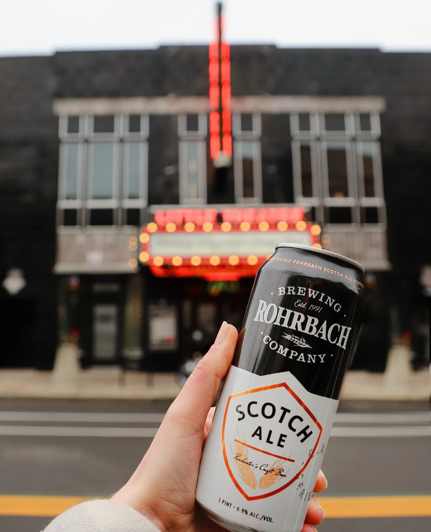 It&rsquo;s all fun and games until the jump scare hits and your beer goes airborne. Catch the final stretch of Spooky Season at The Little Theatre. Pairs best with a Scotch Ale and a brave face. 👻⁠
⁠
#longlivescotchale #rohrbachbeer #scarymovies