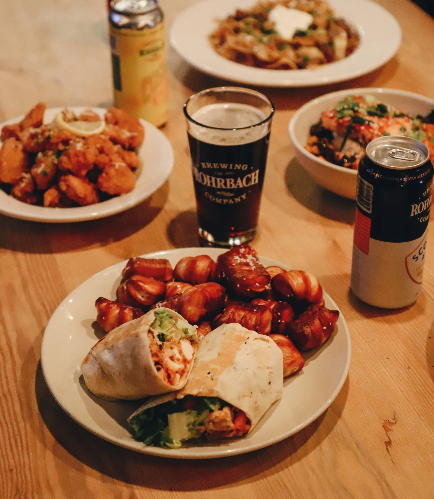 Outrunning lake effect snow for some cozy grub ✔️