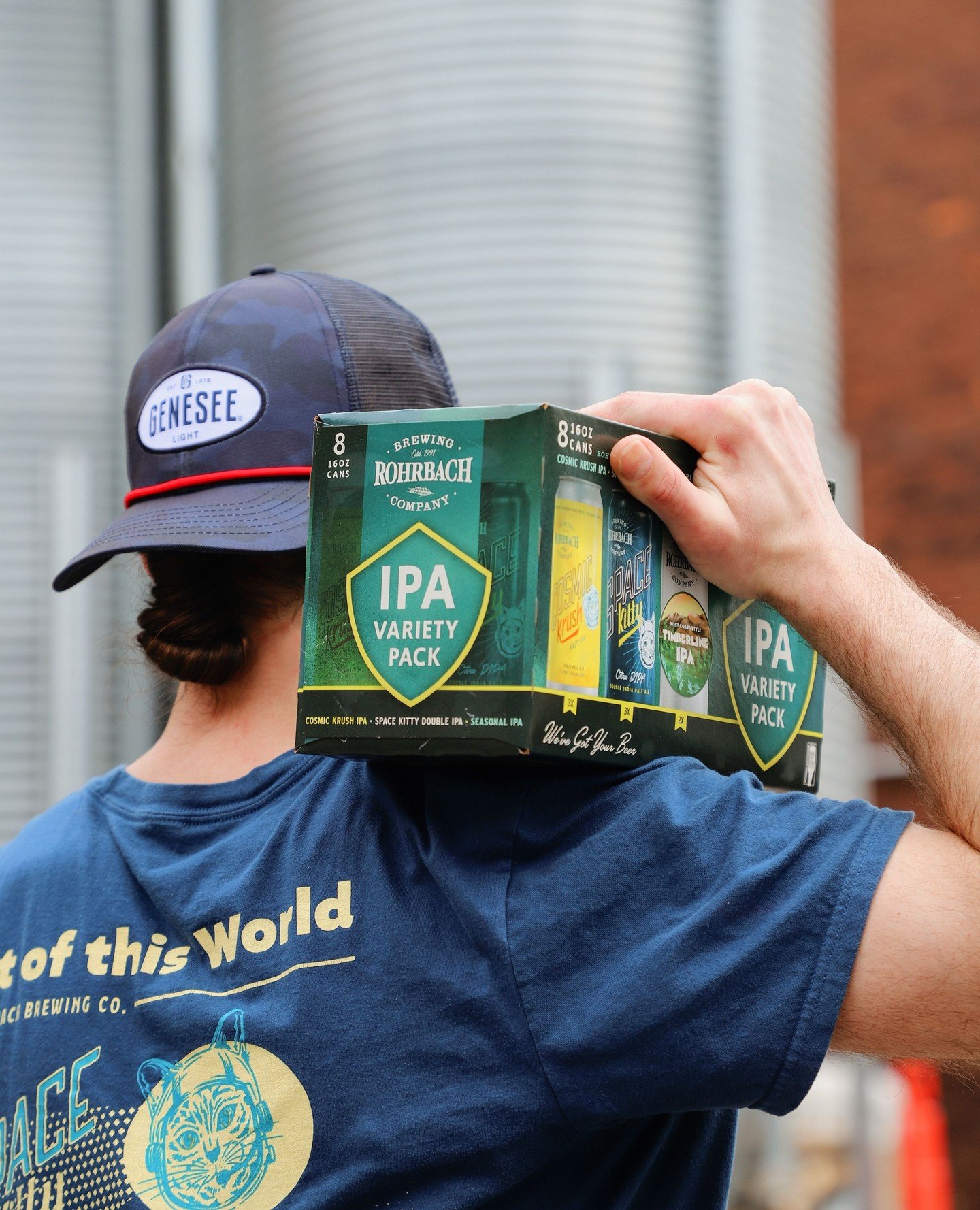Let the IPA Variety Pack do the heavy-lifting 💪 Now available in stores near you! Tastes best when wearing a @geneseebrewery hat.⁠
⁠
Each box includes:⁠
[3] Cosmic Krush IPA⁠
[3] Space Kitty Double IPA⁠
[2] Seasonal IPA: Timberline IPA⁠
⁠
#drinkloca