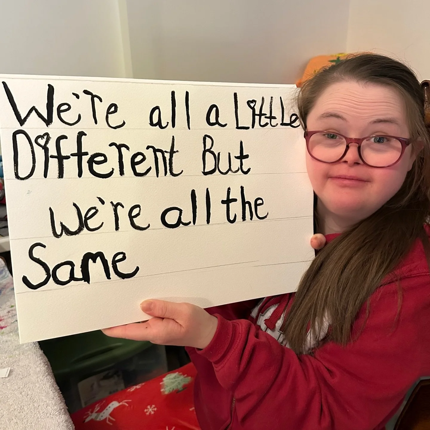 We&rsquo;re all a little different but we&rsquo;re all the same. Yes, indeed and all those little differences are what make each of us uniquely fabulous ❤️ 

Grace has been painting new designs for her candidly kind shirts. She paints the phrases too