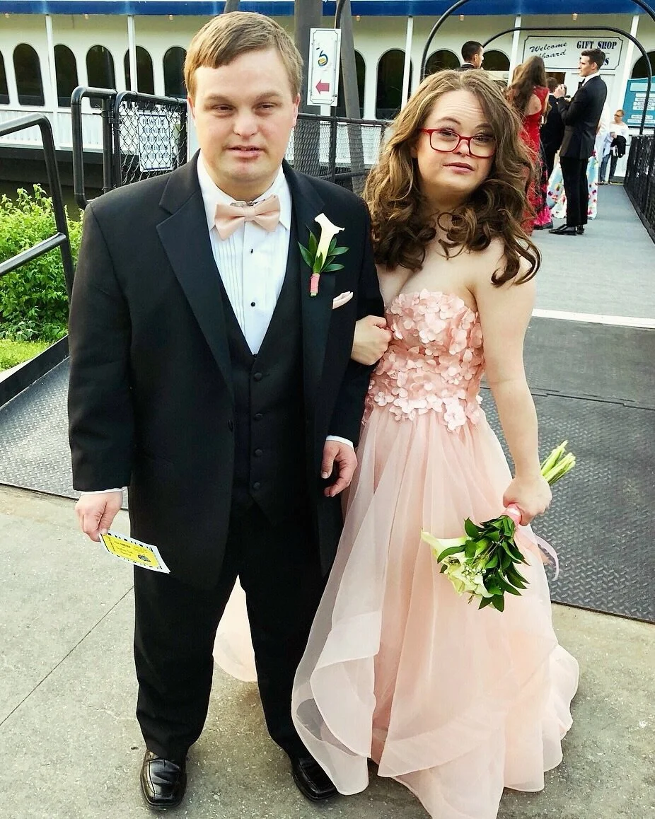 Prom was magical &hearts;️ 

All these prom posts have us reminiscing. Grace and Clay had a wonderful prom on the riverboat in Chattanooga. It was hard picking just 3 pics to share. Grace had one request for her dress. She wanted to look like a princ