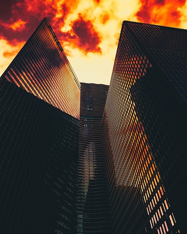 Everybody go through something, it's all about perseverance

@polo.capalot - Through Da Storm &deg;
&deg;
&deg;
RAW photo in bio
&deg;
&deg;
&deg;
#dxo #fireedit #banger #sunset #firesky #skyfire #artofchi #mychicagopix #insta_chicago #chicagoig #lik