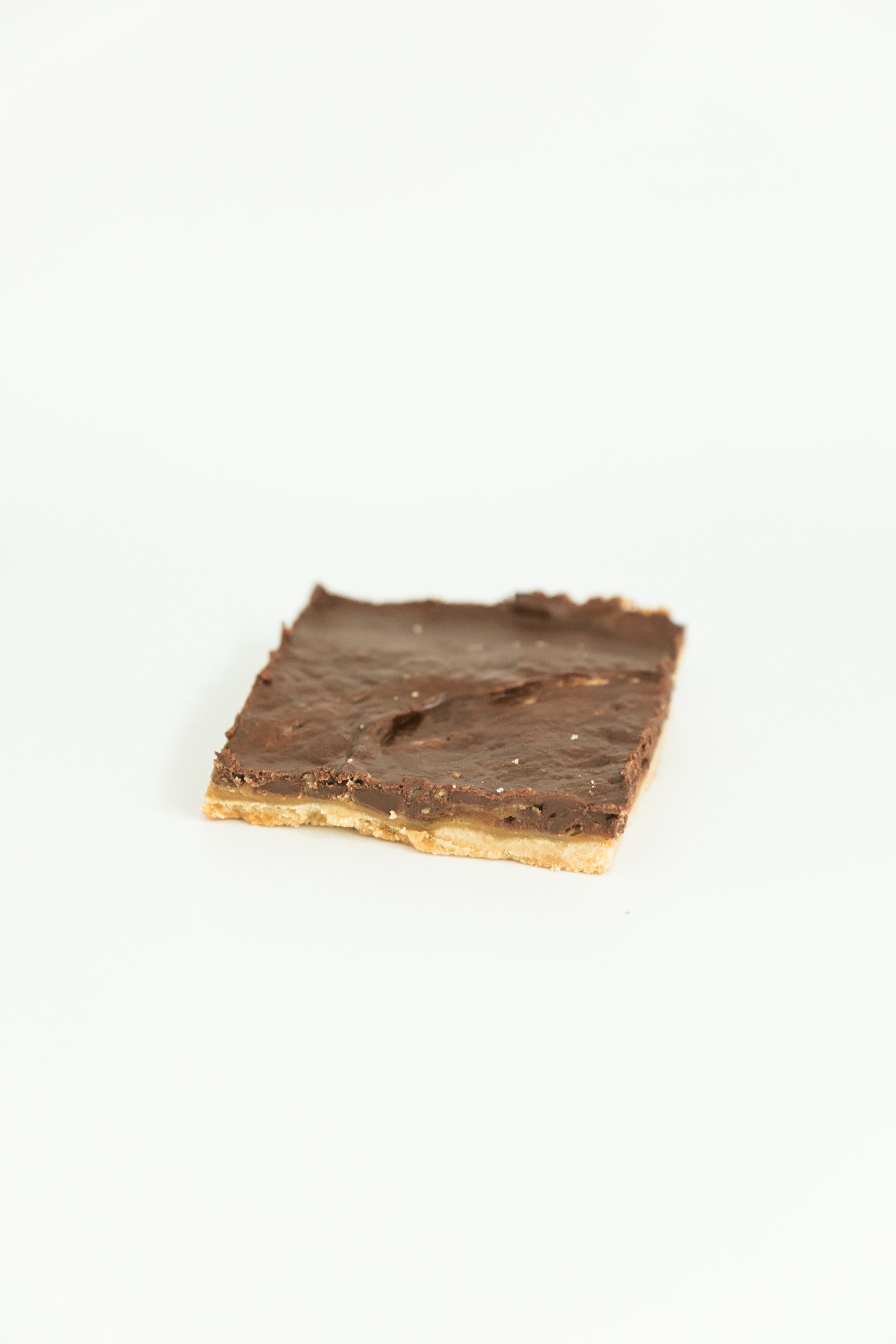  turtle bar is a mixture of shortbread, caramel and chocolate 