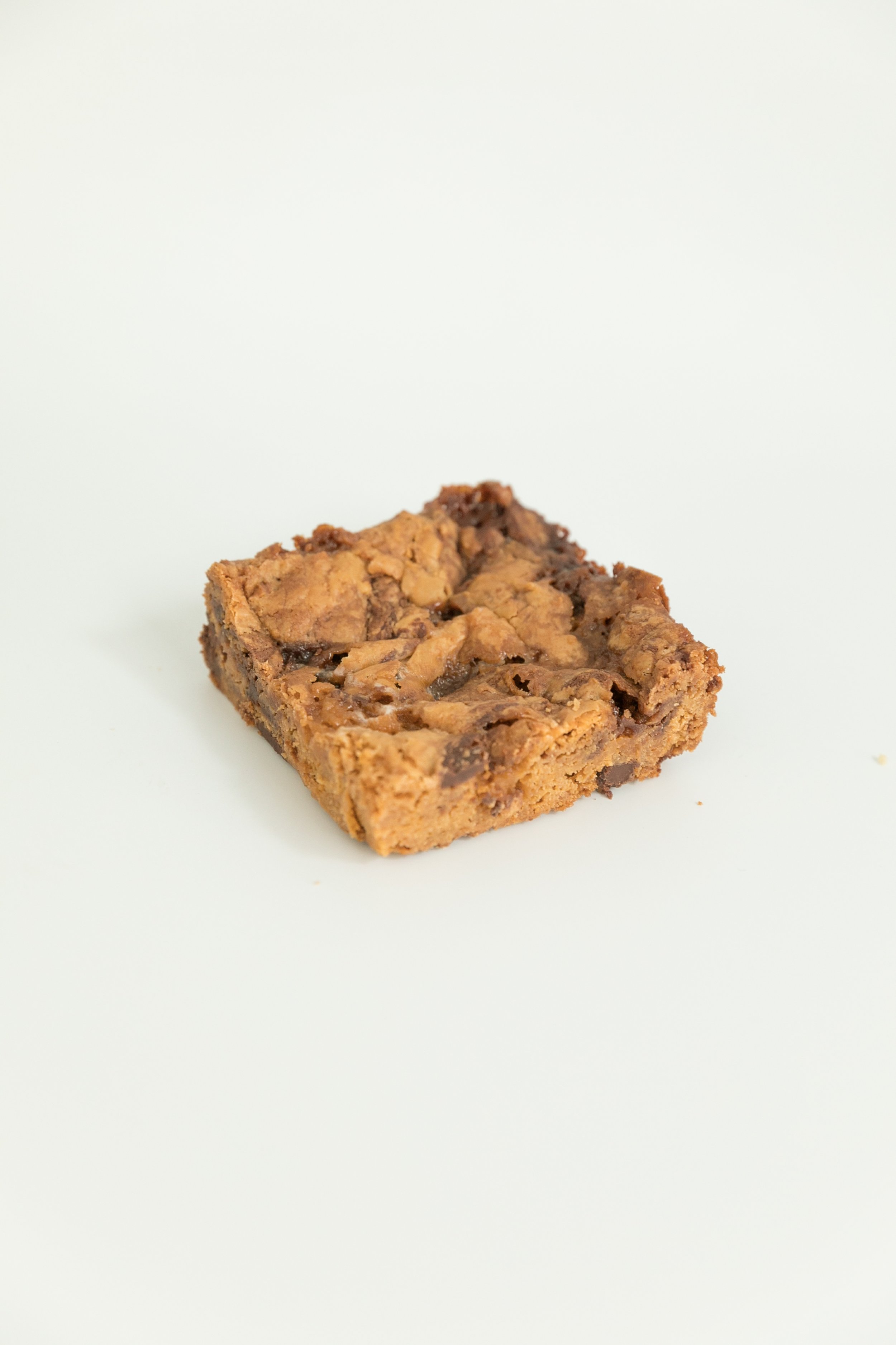  surfer squares are a mixture of butterscotch, chocolate and marshmallow for a caramel-like flavor 