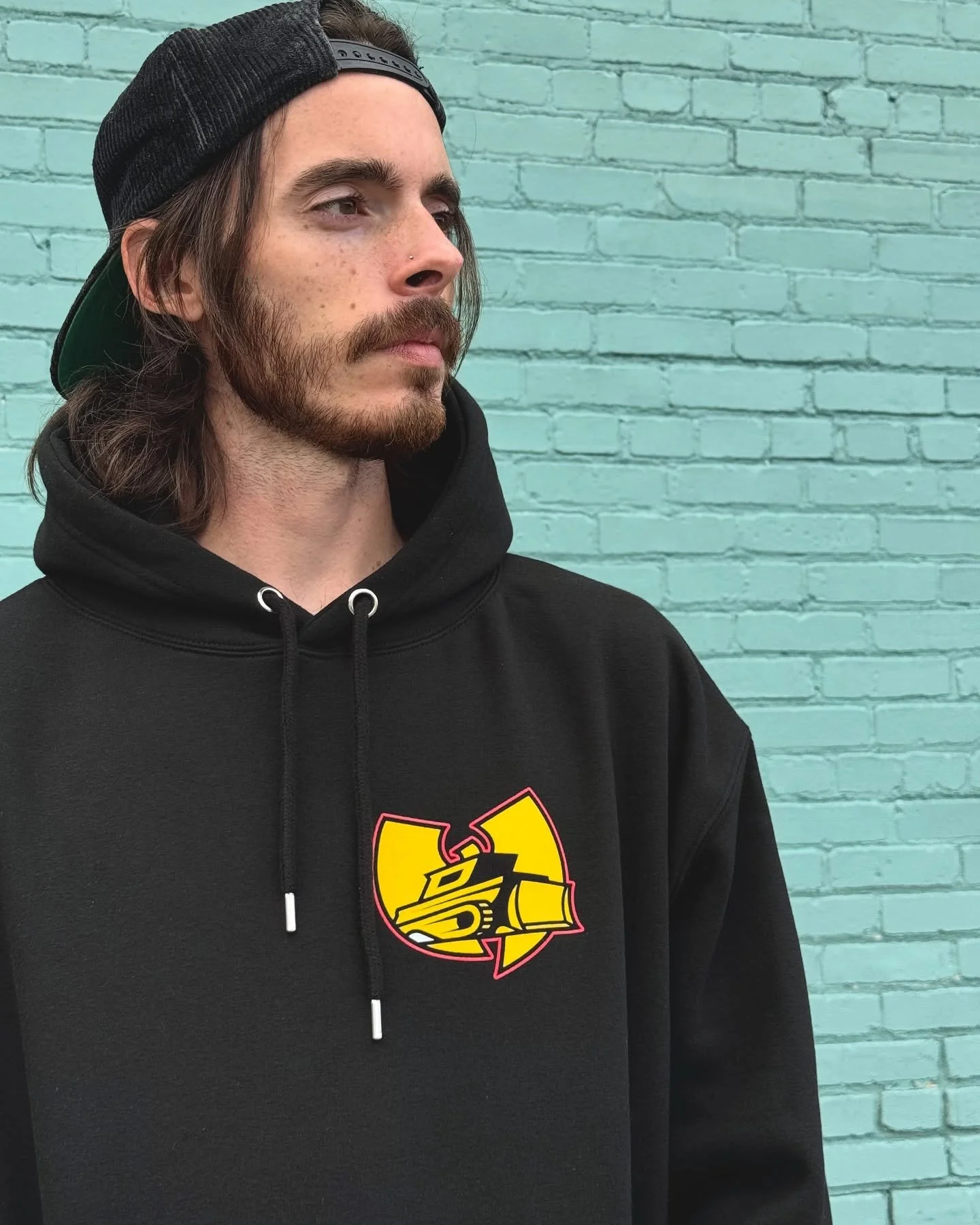 Sometimes you just gotta try one on 😍

Thank you @dukesdozerzspinnerbaits 

#screenprinted #printshop #qualityprints #printlife #buffalo #screenprinting #qualityprint