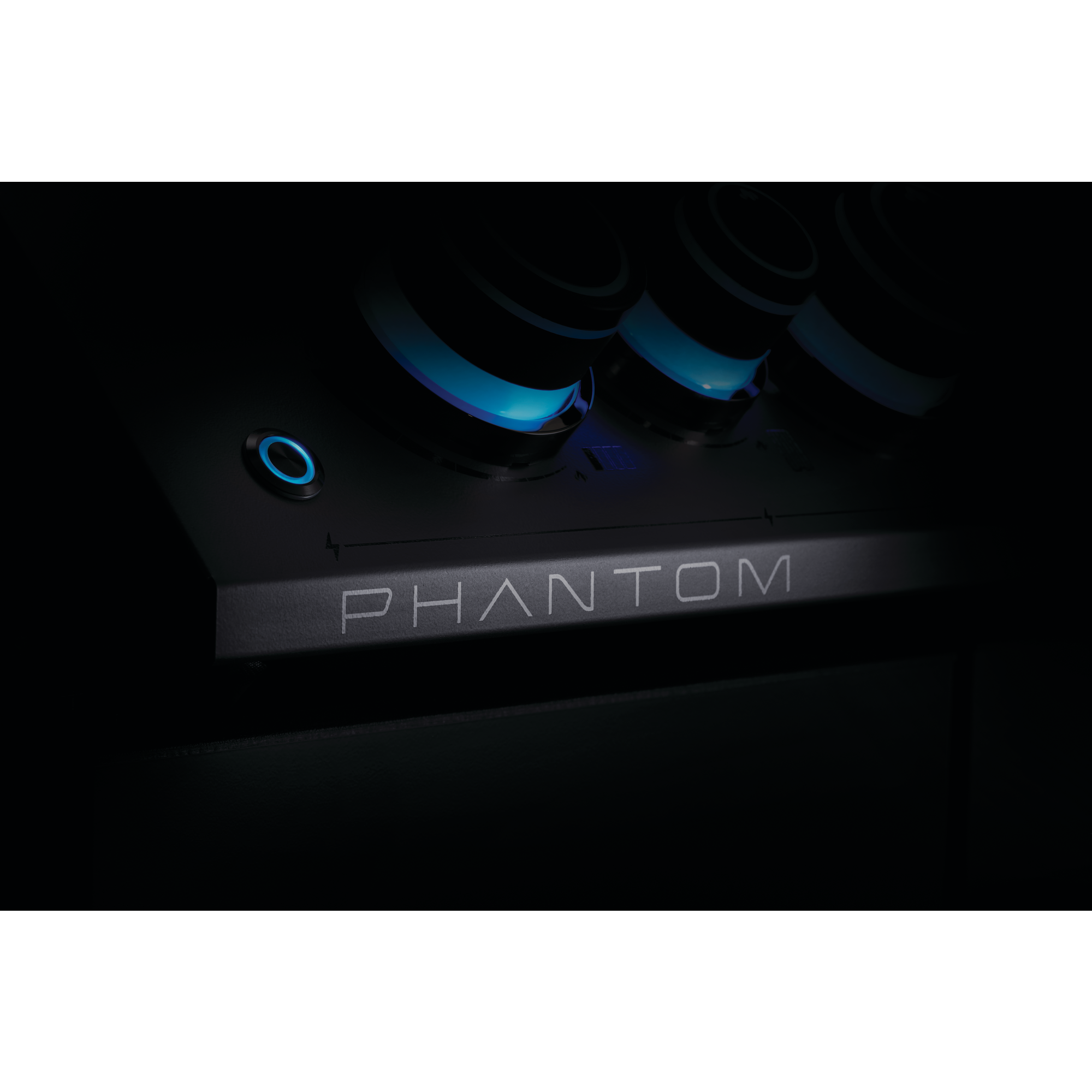 Low Res_PNG-Prestige-Phantom-P500RSIBPMK-3-PHM-Details-Phantom-Logo.png