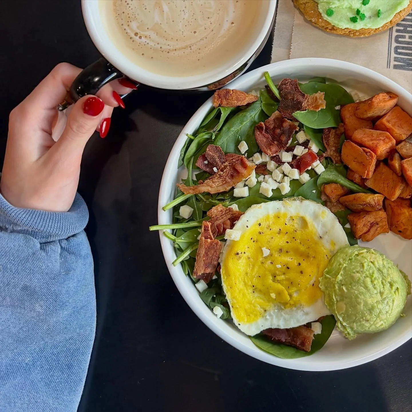 just a casual monday having a brunch bowl and pistachio latte 🤭 oh and a sugar cookie 🍪 🍀