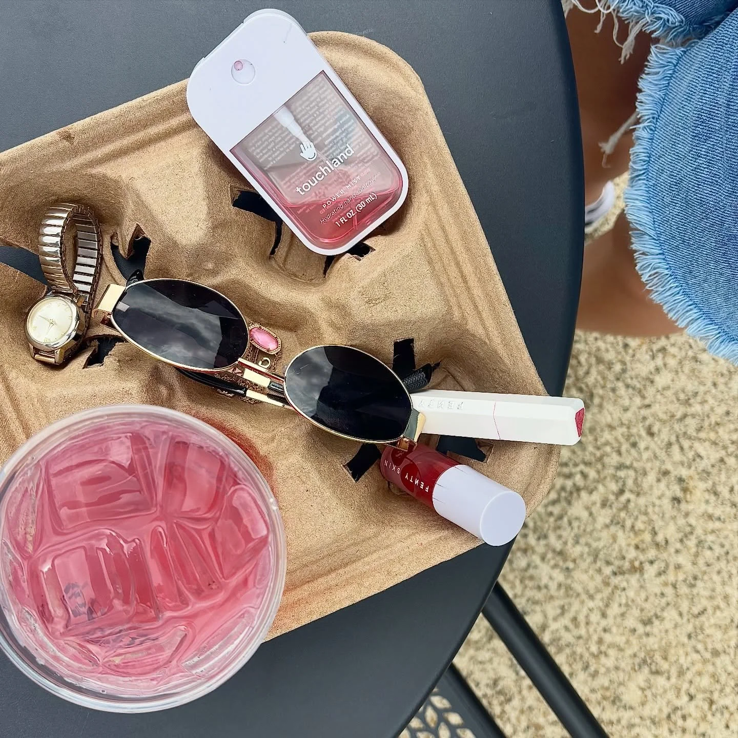 drinking an energy infuser and minding my business wyd?? 

#mochalounge #coffeeshop #fortwayne #lotusenergy