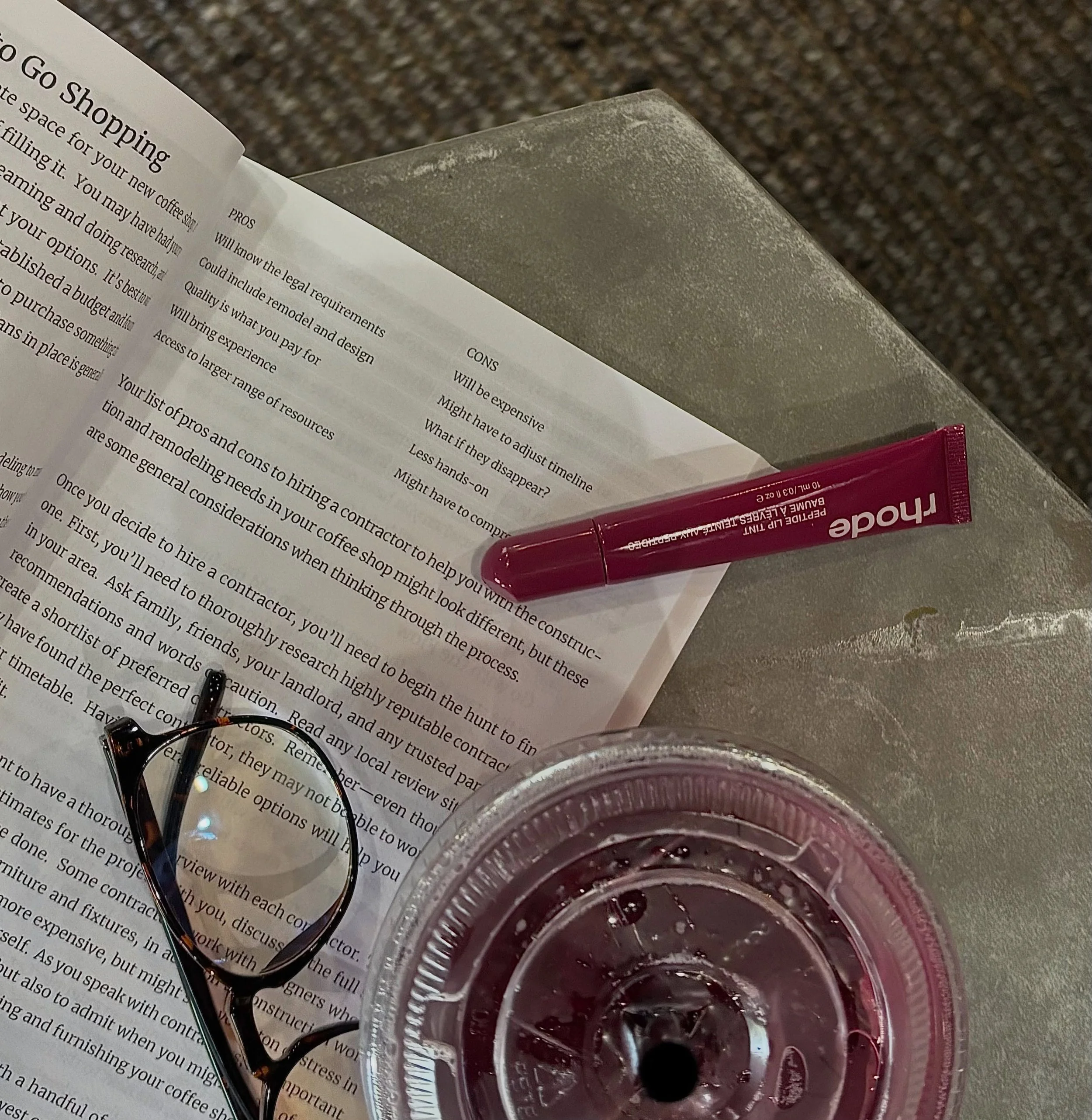 the perfect pair. 🤩 yes of course my drink has to coordinate with my lipgloss