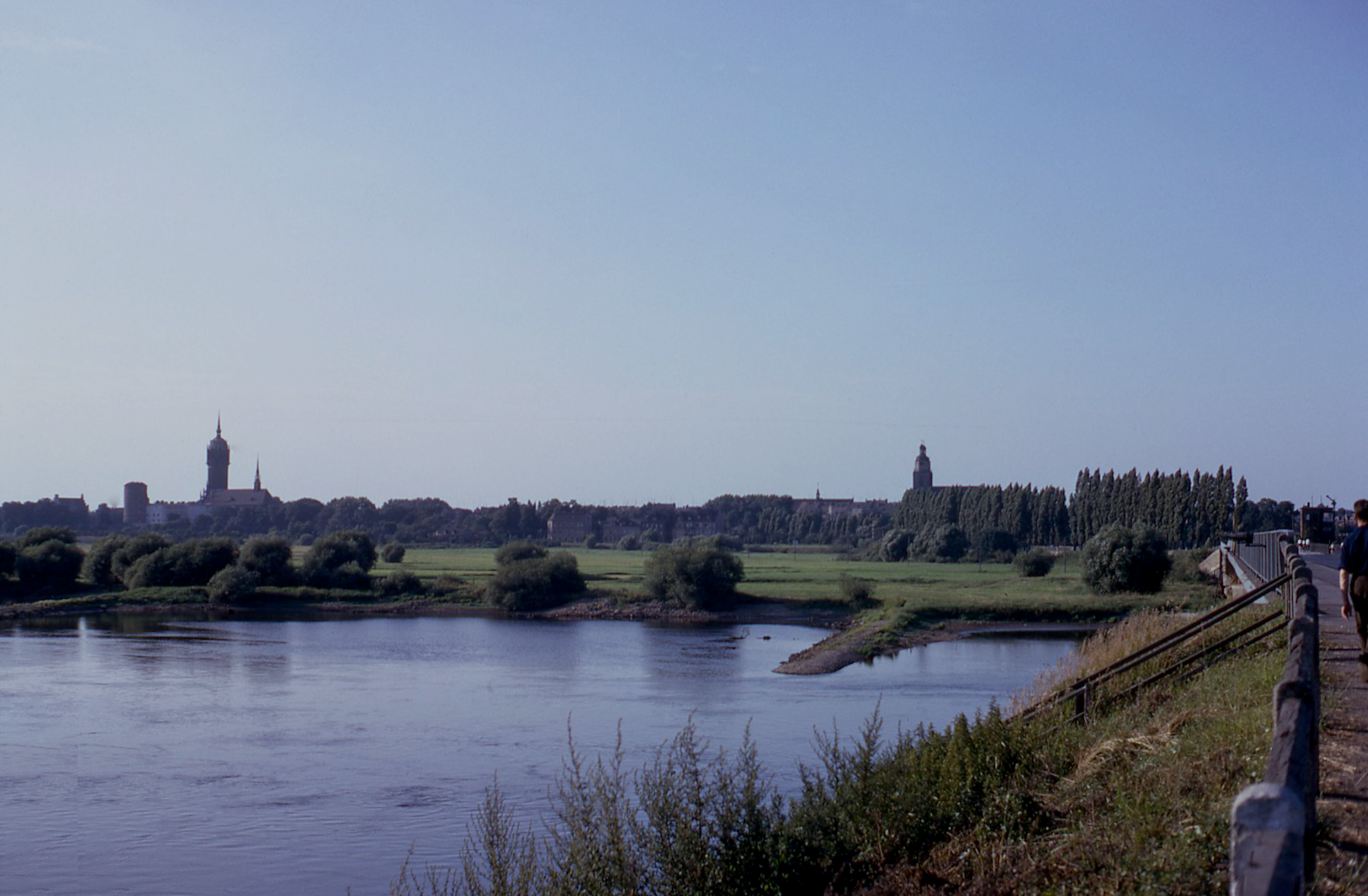 Screen Shot 2016-03-21 at 3.55.22 PM copy.png