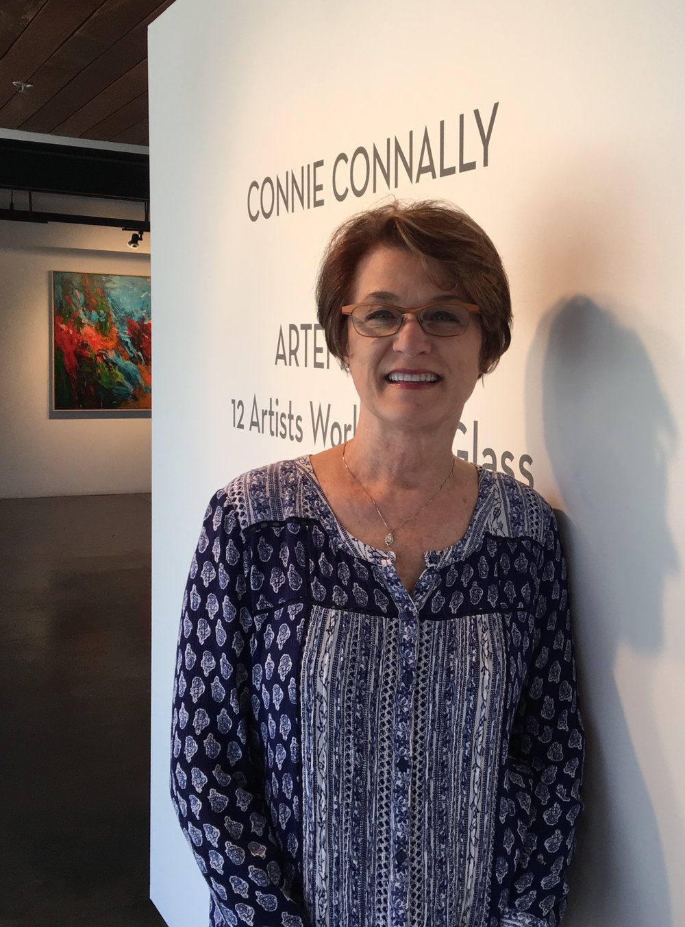 Connie+name+in+front+window++241.jpg