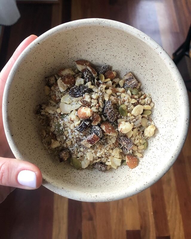 Grain free granola so tasty. 
I used pecans, almonds, walnuts, and cashews. Throw it in a food processor give it a few shakes. Add some shredded coconuts, cut up dates, sunflower seeds, pumpkin seeds, and some raisins. Voila! 
Pour your favorite milk