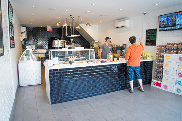 20150614-590-Interior.jpg