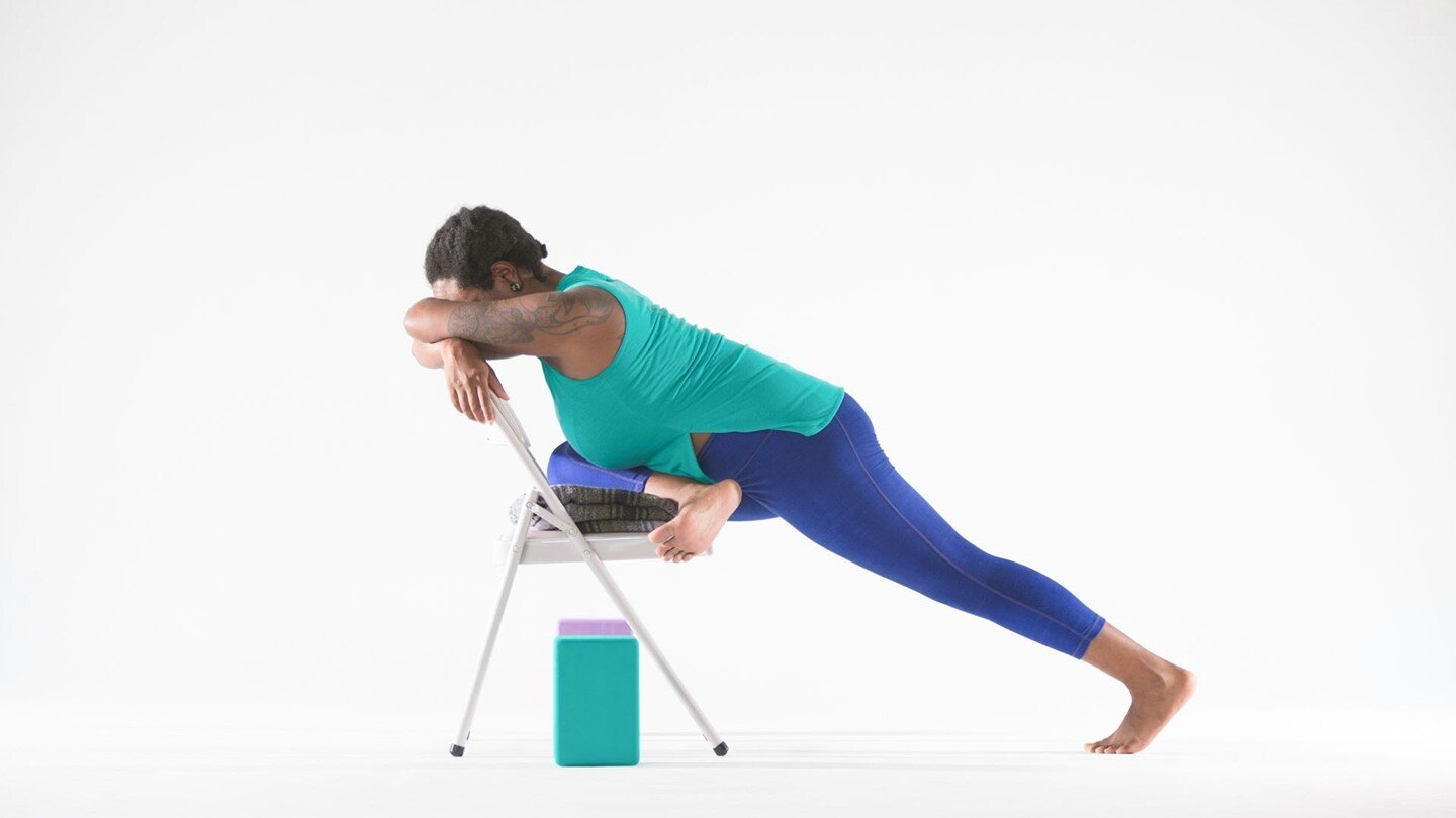 Today's Guest Blogger @angela_dawn_yoga teaches us some chair #yoga to break up our #WFH #routine. Link in Bio ⠀
.⠀
.⠀
.⠀
#wellness #stretch #health #chairyoga #WFHWellness #selfcare