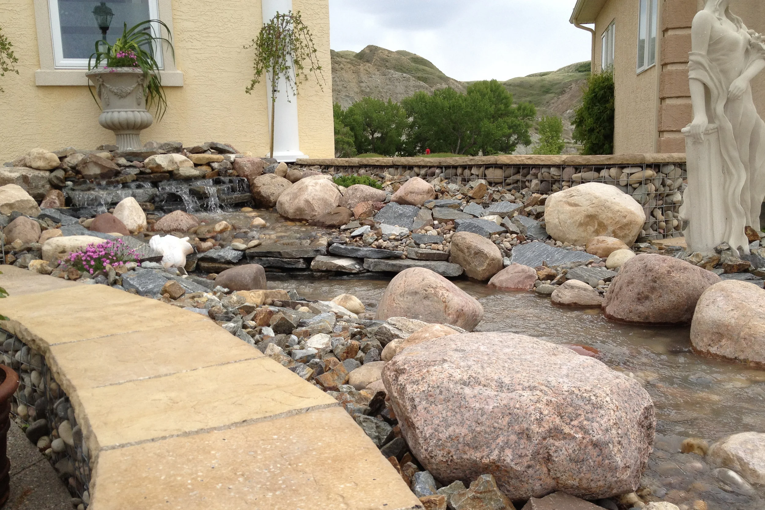 stream-landscape-design-water-rocks.jpg