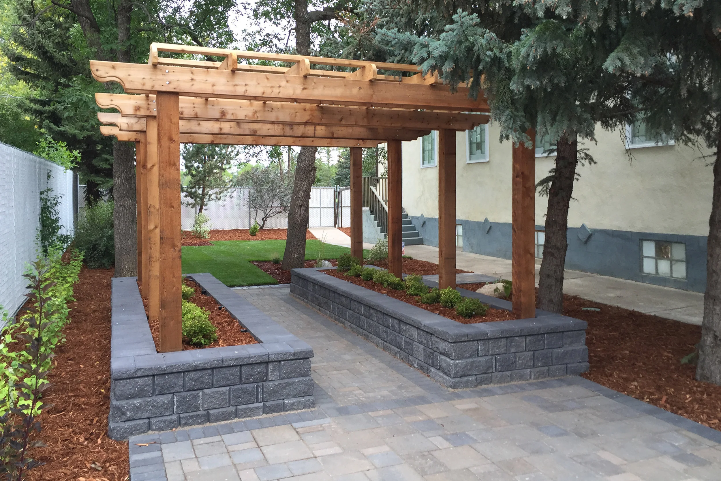 custom-wood-arbour.jpg