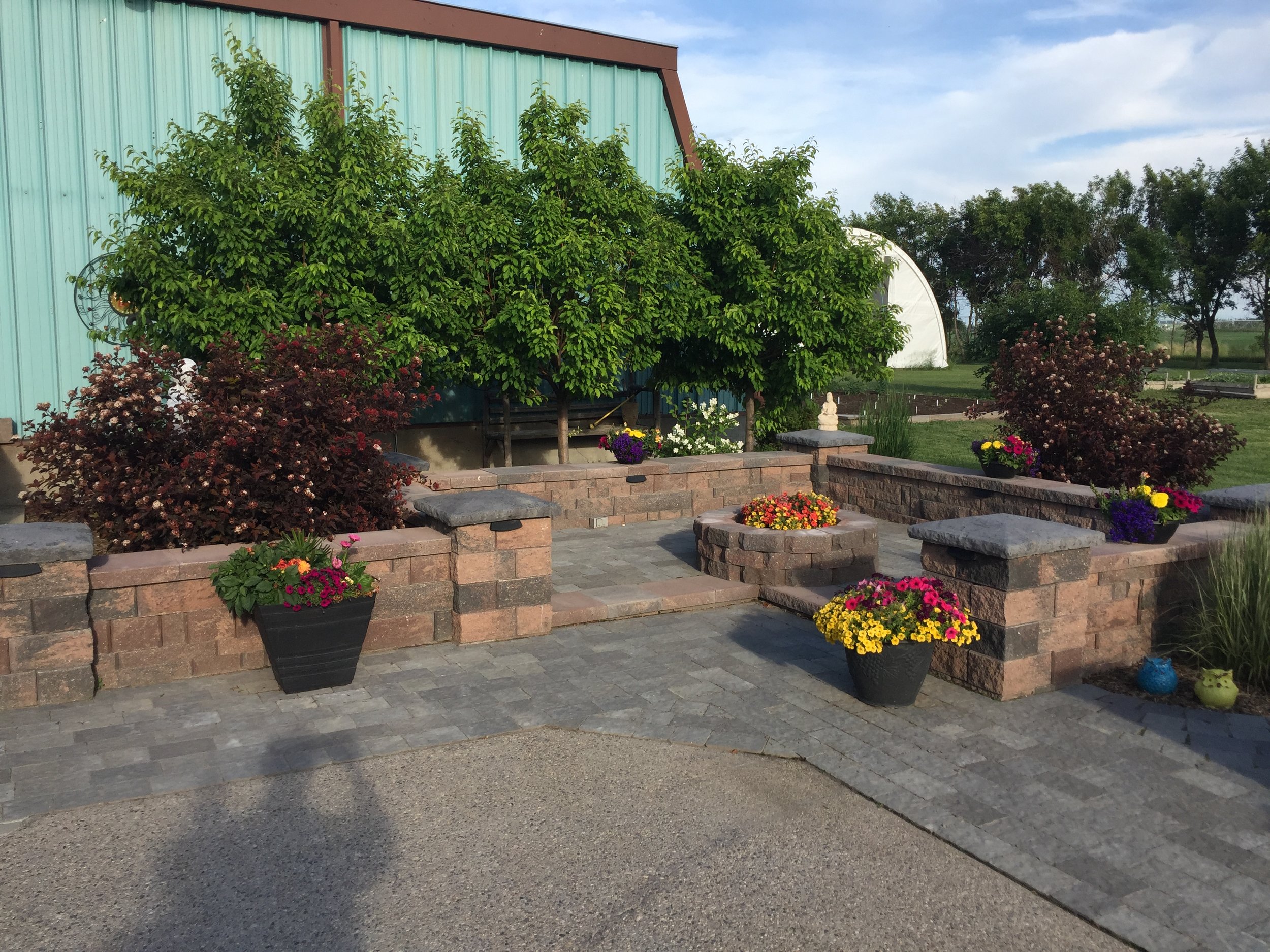 Retaining Wall Blocks Fire Pits, Courtyard Creations Inc Fire Pit