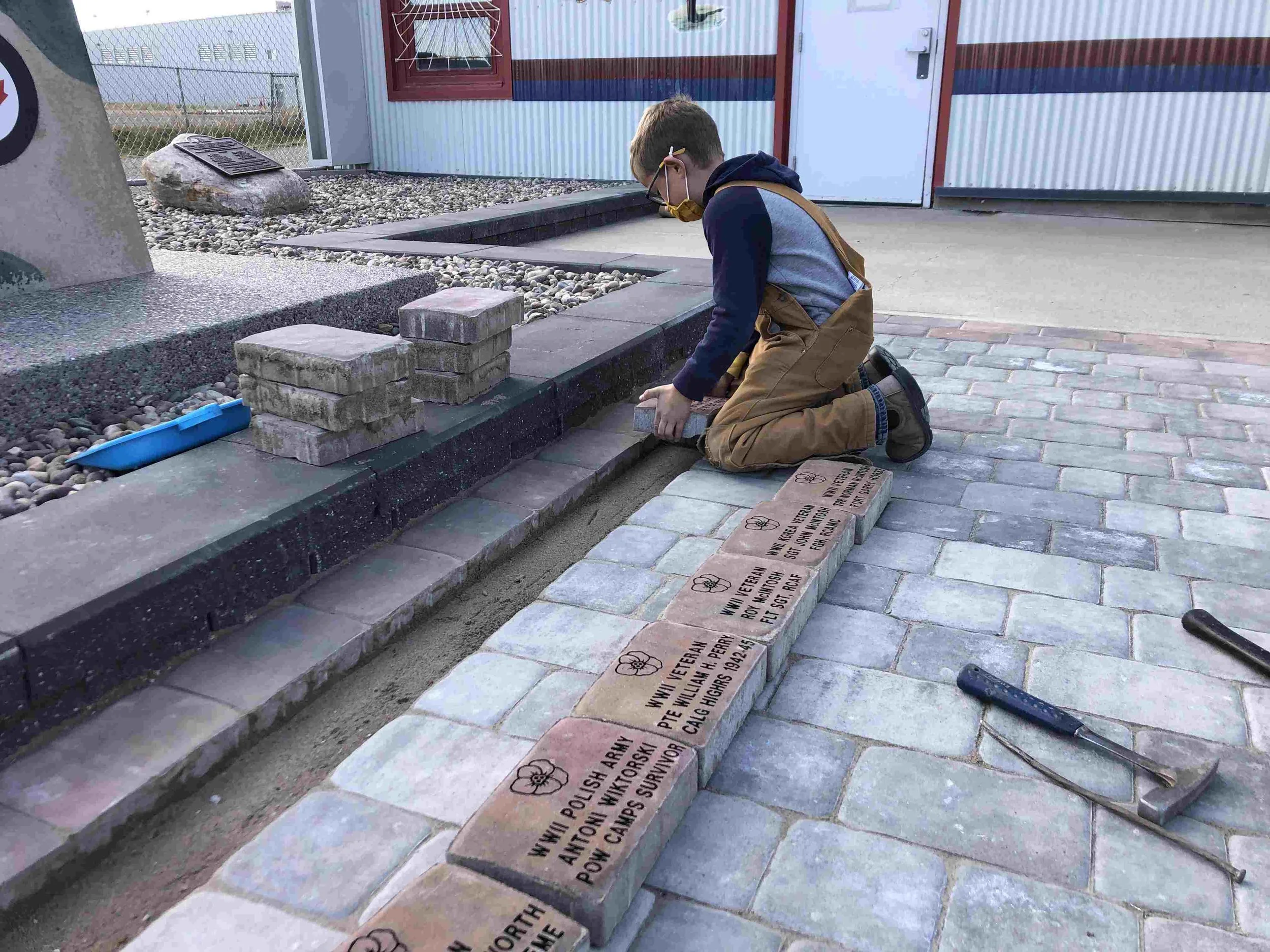 install_lennox_bricks_pavers.jpeg