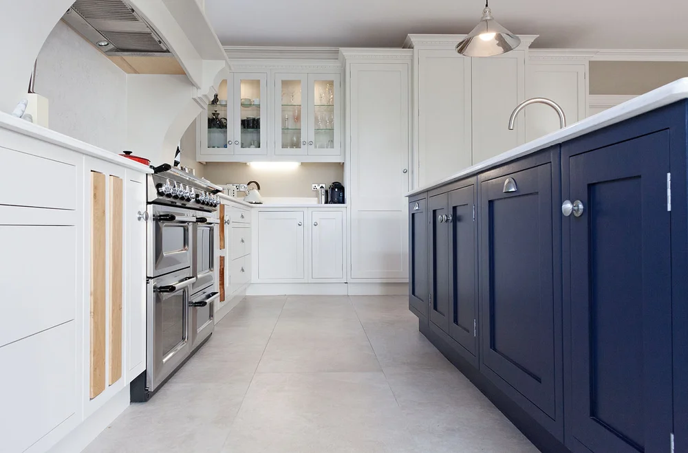 Spraying Kitchen Cork Matttroy