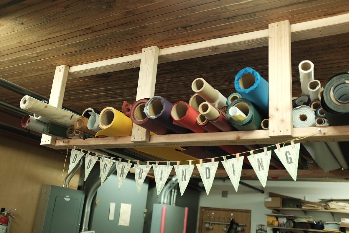 Settling into our new space has been taking some time. We're stretching ourselves ahead of this Saturday's open studio event. Excited to bring together new and familiar bookbinders and printmakers and artists we can commune with.
.
.
.
.
.
.
.
.
.
#h