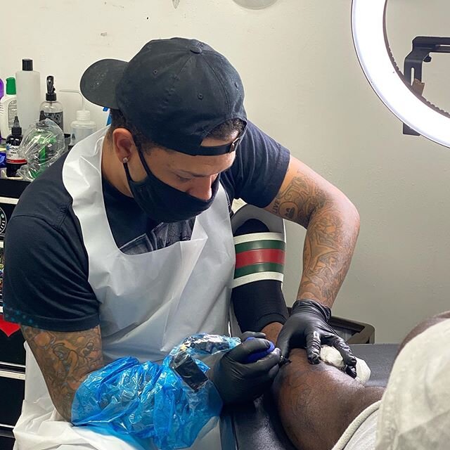 Back at it, face mask and all. Book your appointments. Link available in the bio. #Skard4LyfeInk #boston