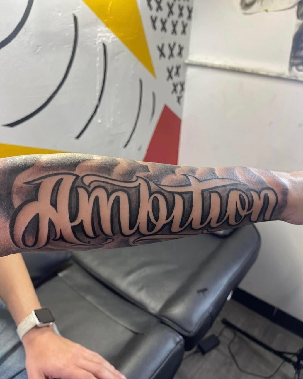TAP INNN!!!!

Artist : @loyaltytatink 

📍 Skard4lyfeink Tattoo &amp; Supply
📍425 Bowdoin st Dorchester 

#Skard4LyfeInk #letsgetinky #bostontattooartist #bostontattoos  #bostontattooshop #dorchester #igink #boston #tattooboston #igtattoo