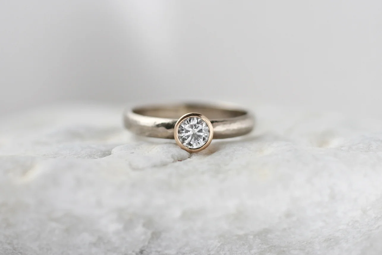 Rosen solitaire with 0.3ct recycled diamond