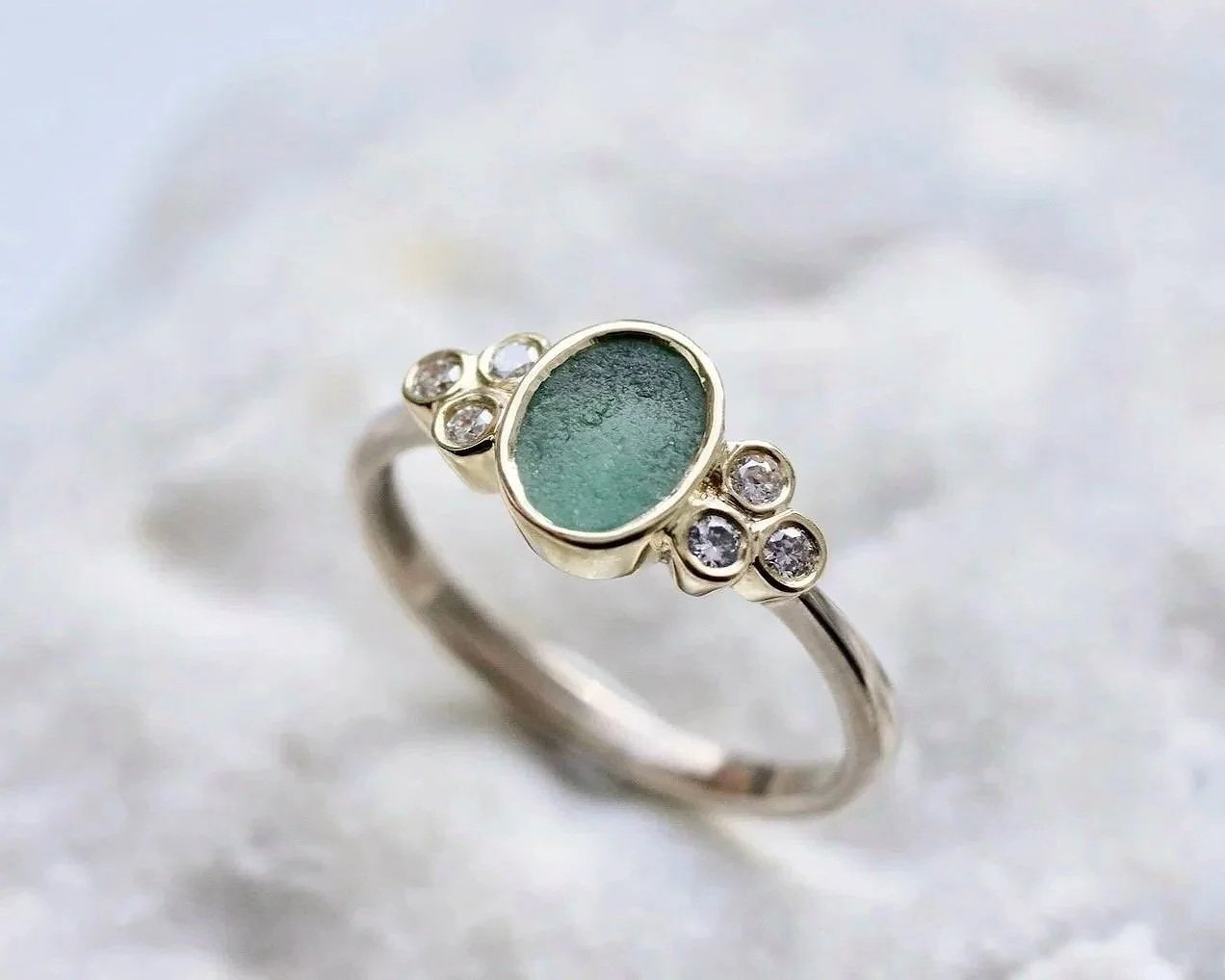 Oval Godreva Ring with green sea glass