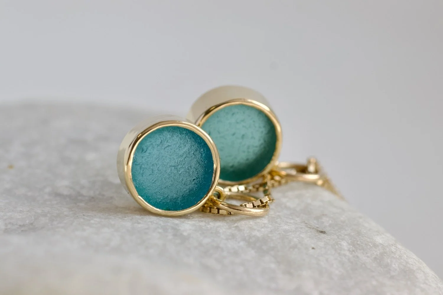 18ct-gold-mayla-sea-glass-pendants.jpeg