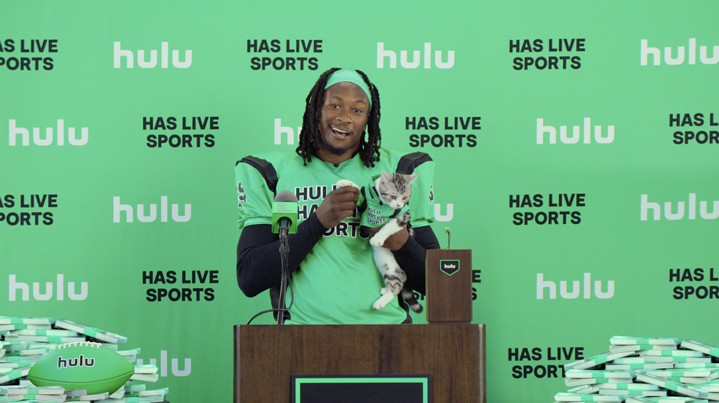 2019 Hulu LiveTV NFL Winterim Press 30