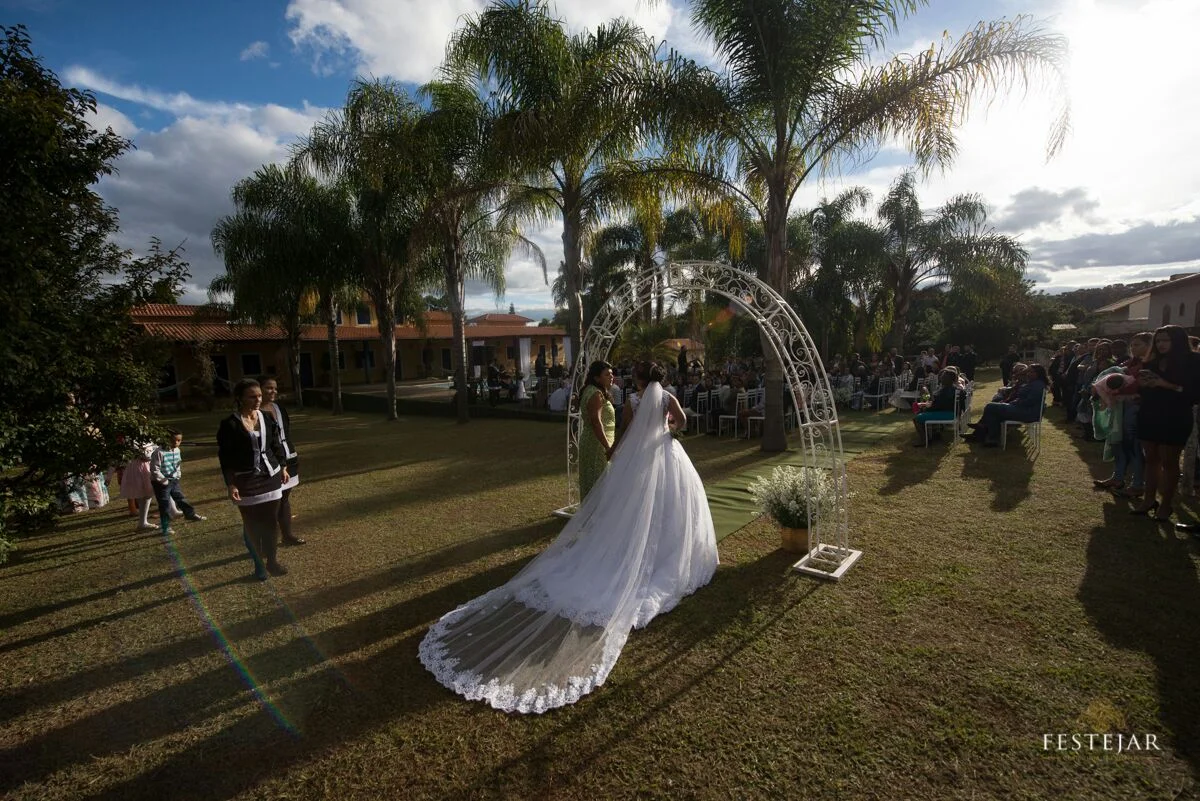 pousada-eventos-casamento_entrada_da_noiva.jpeg